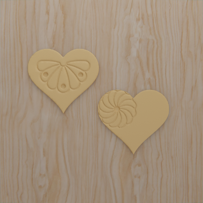 Cuore con incisioni